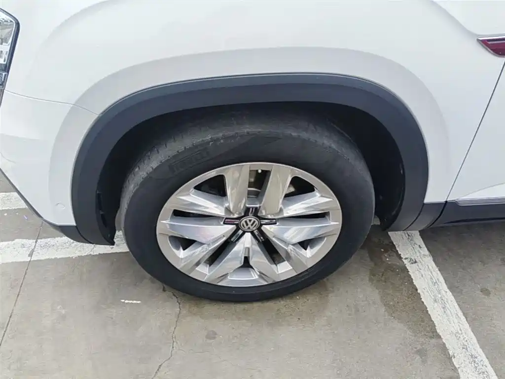 Photo 23 - Volkswagen Teramont