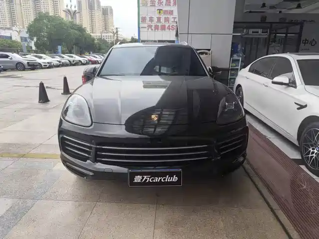 Porsche Cayenne 2019 Cayenne 3.0T — фото 2