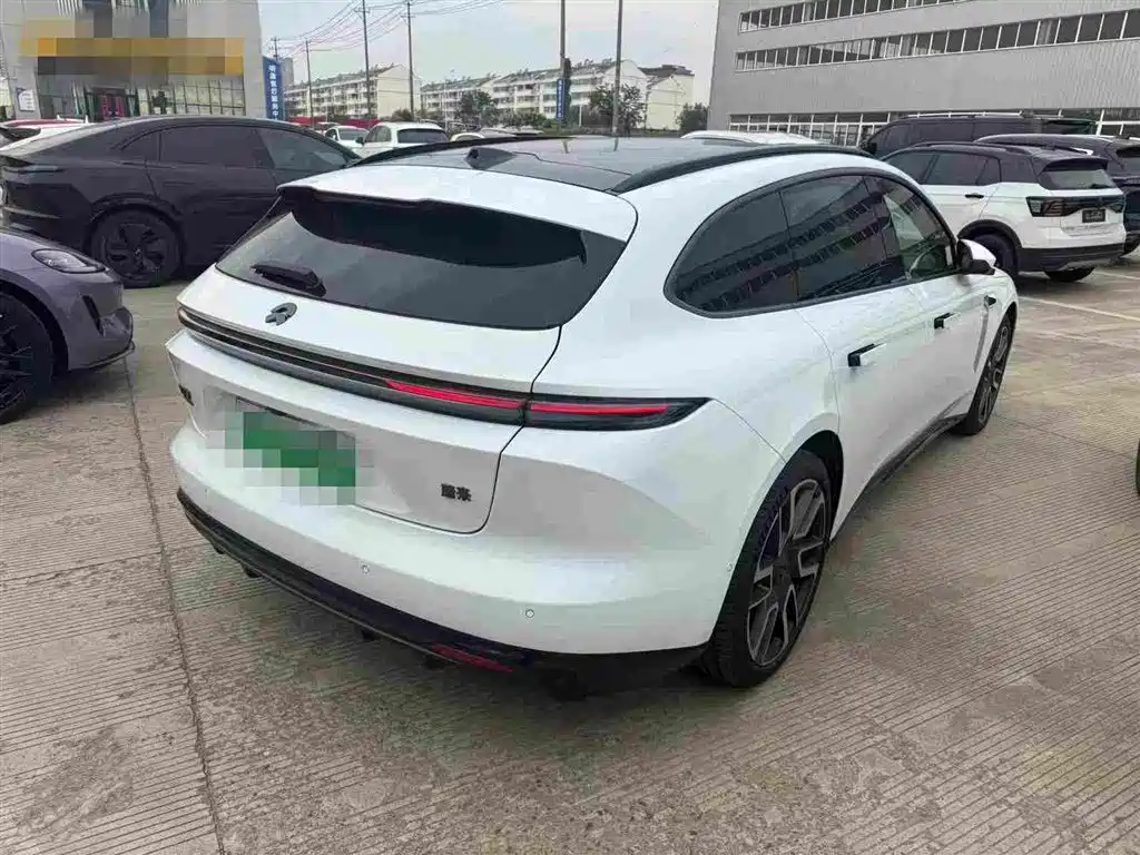 2026 NIO ET5T