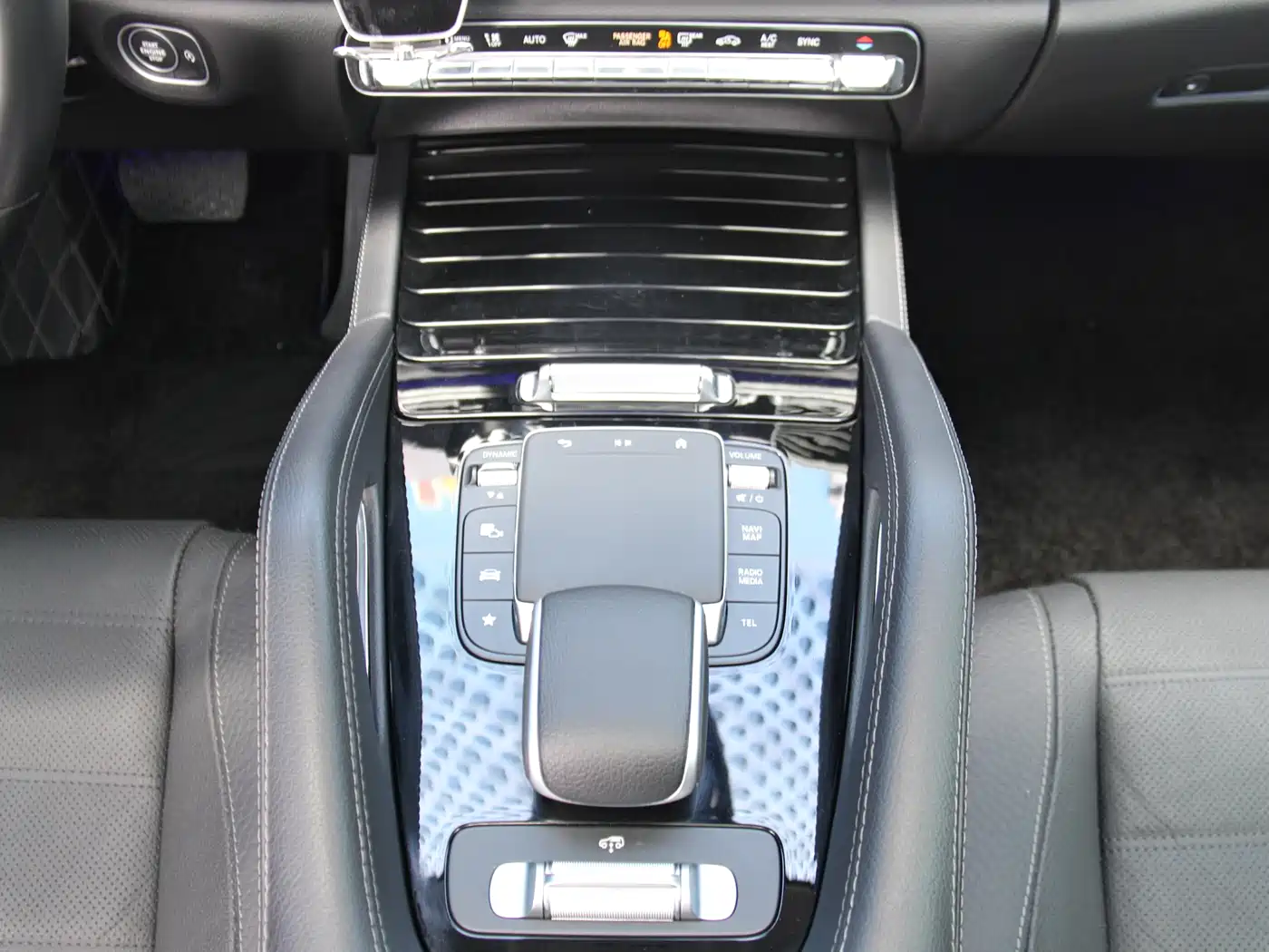 Mercedes-Benz GLE Coupe 2025 GLE 450 4MATIC Coupe SUV Fashion фото 22