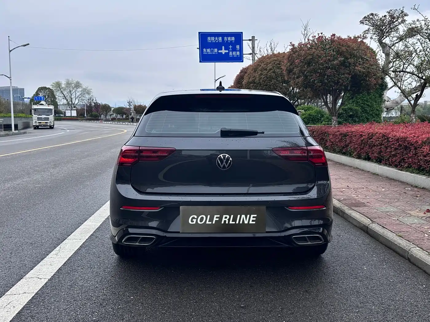  GOLF