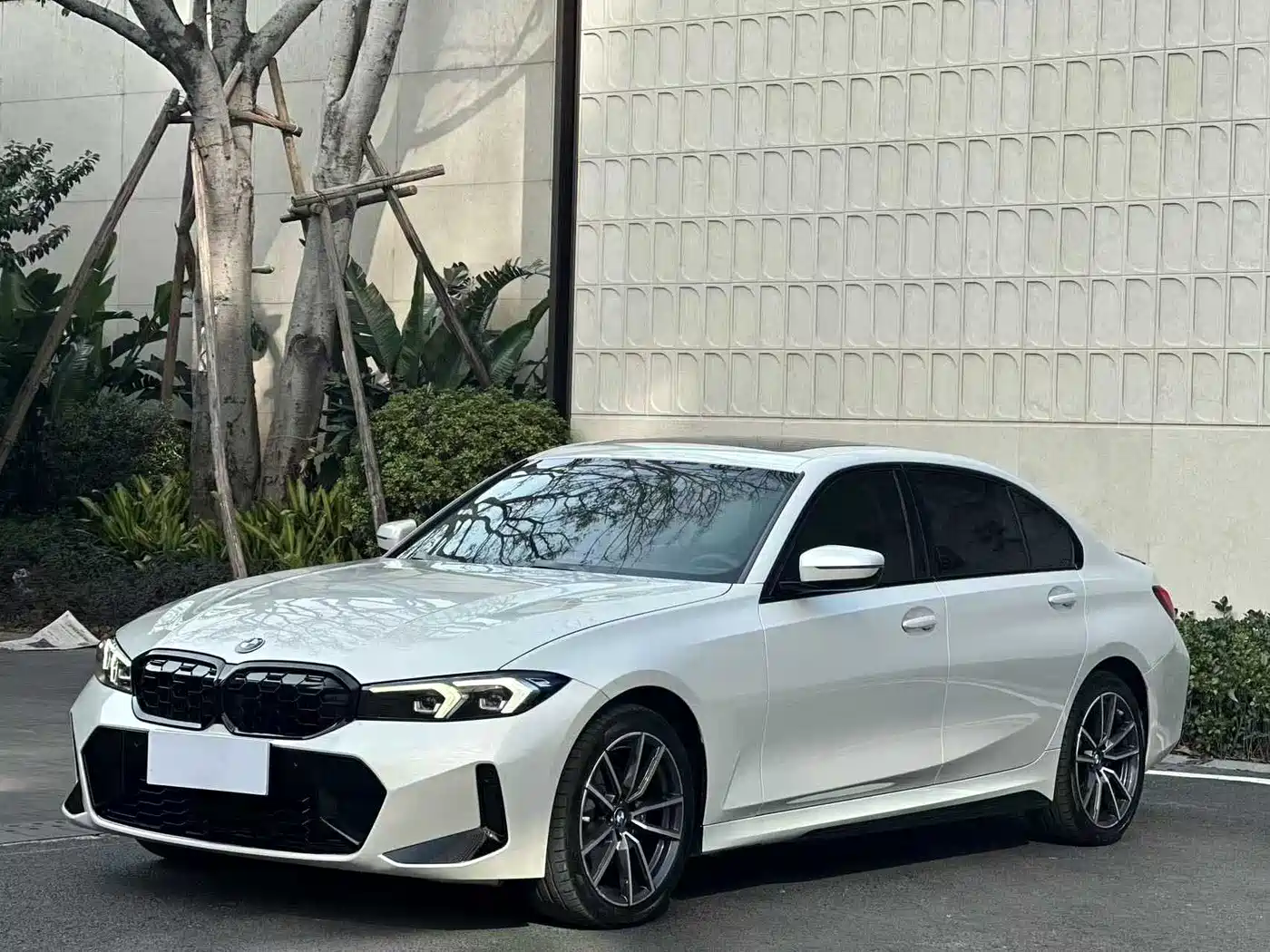 BMW 3 Series 2023 325Li M Sport Package