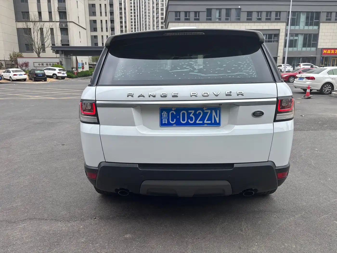 Land Rover Range Rover Sport 2015 3.0 SDV6 HSE фото 11