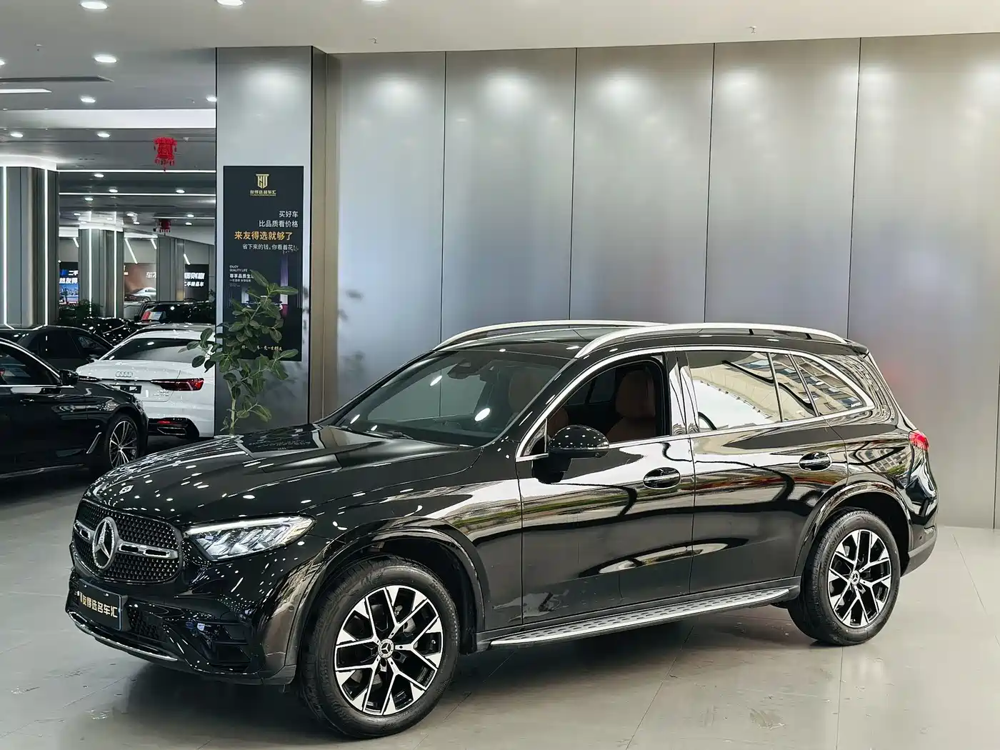 Mercedes-Benz GLC 2023 GLC 260 L 4MATIC Luxury 5-Seater
