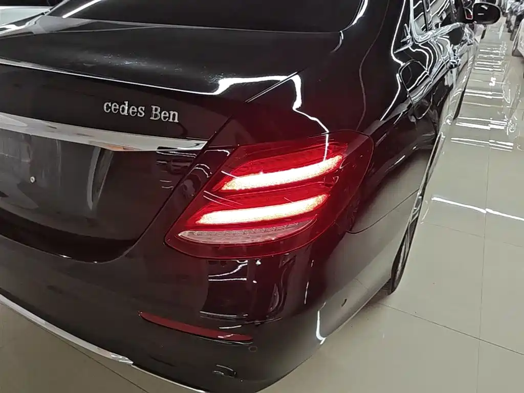 Mercedes-Benz E-Class 2019 E 200 L Sport фото 8