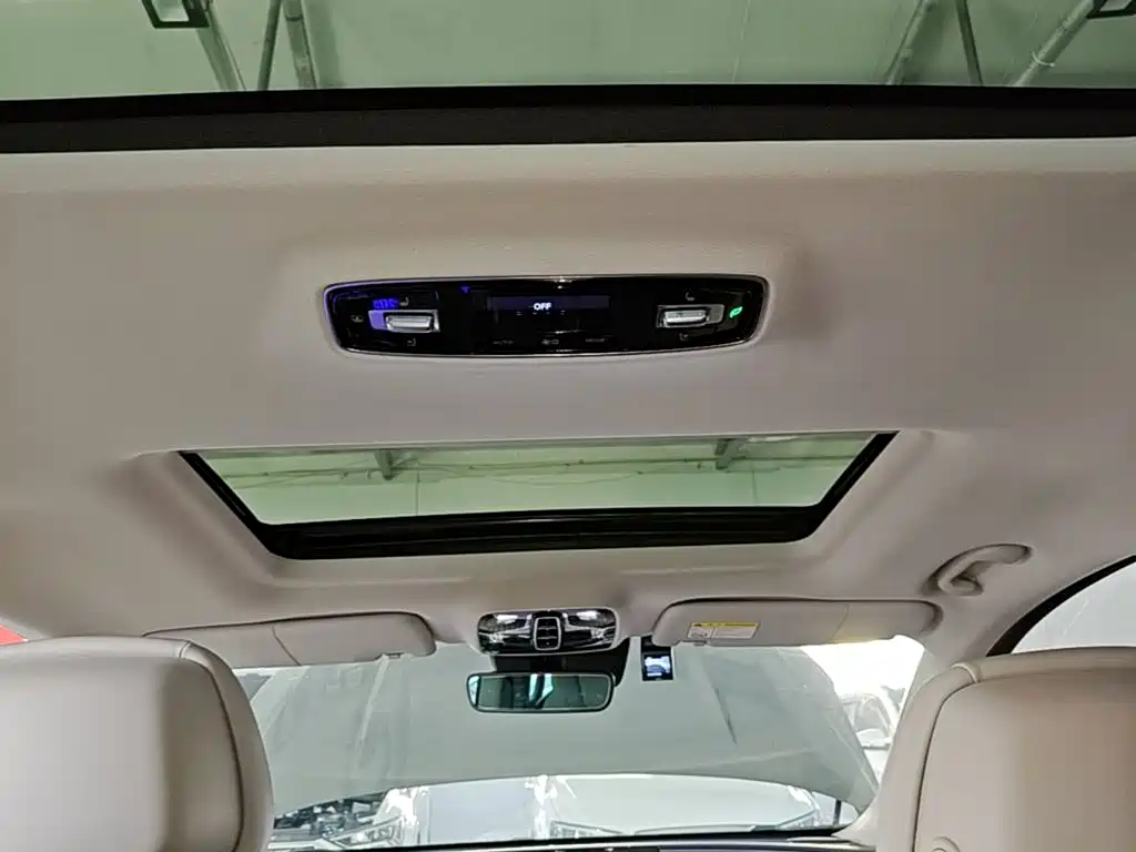 Roewe iMAX8 2021 2021 400TGI Supreme Series Honor