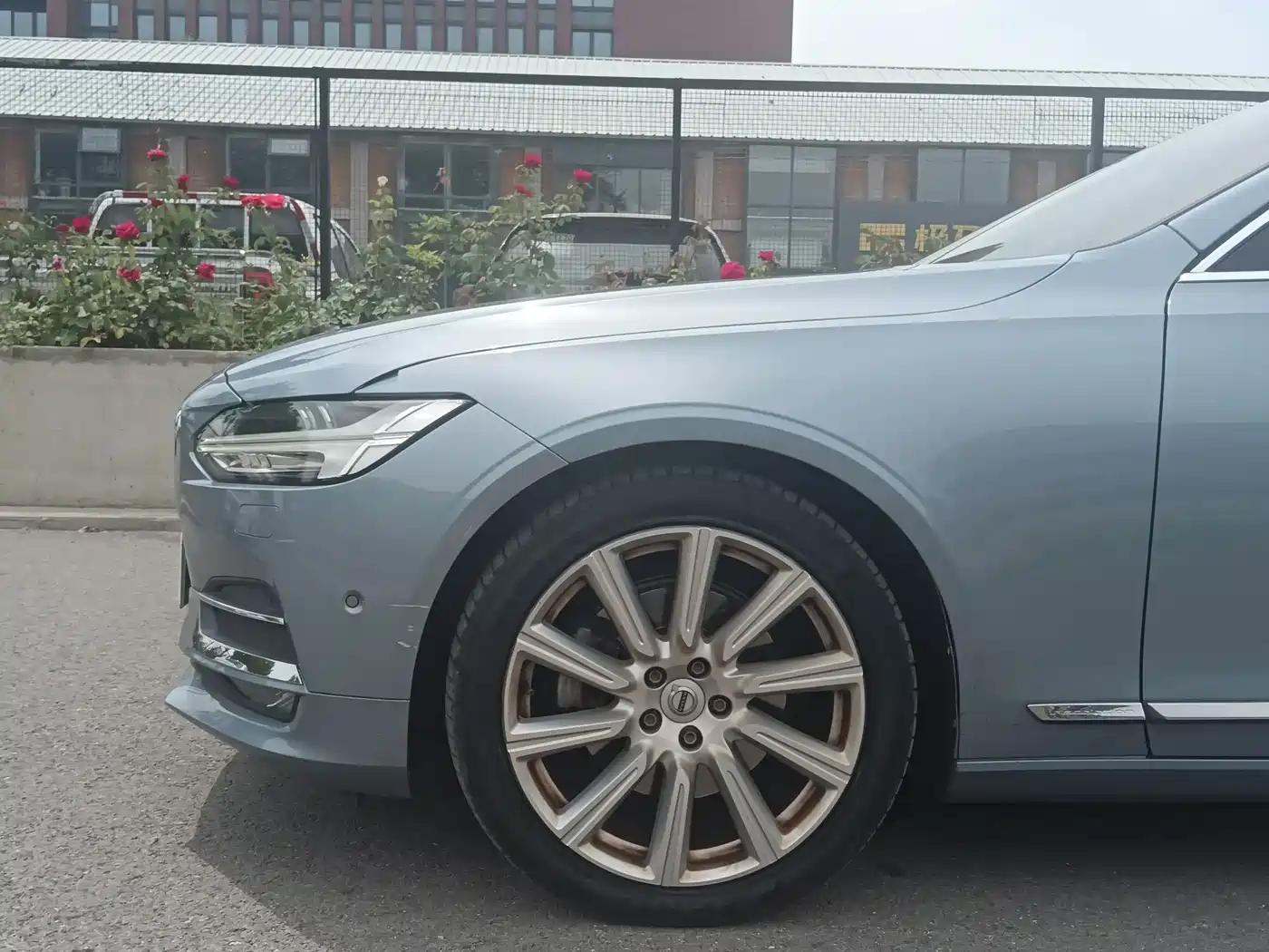 Фото 5 - Volvo S90