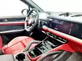 Photo 11 - Porsche Cayenne