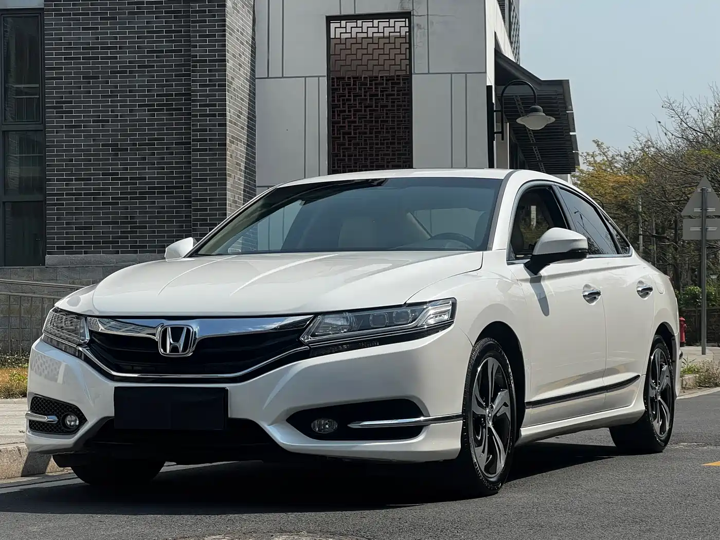 Honda Spirior 2015 2.4L Luxury Edition