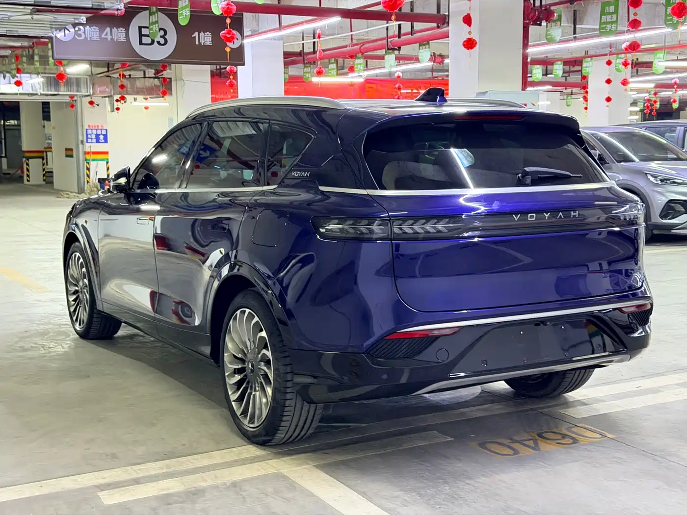 Voyah Auto VOYAH FREE 2021 AWD Standard Range Extender Exclusive Luxury Package фото 5