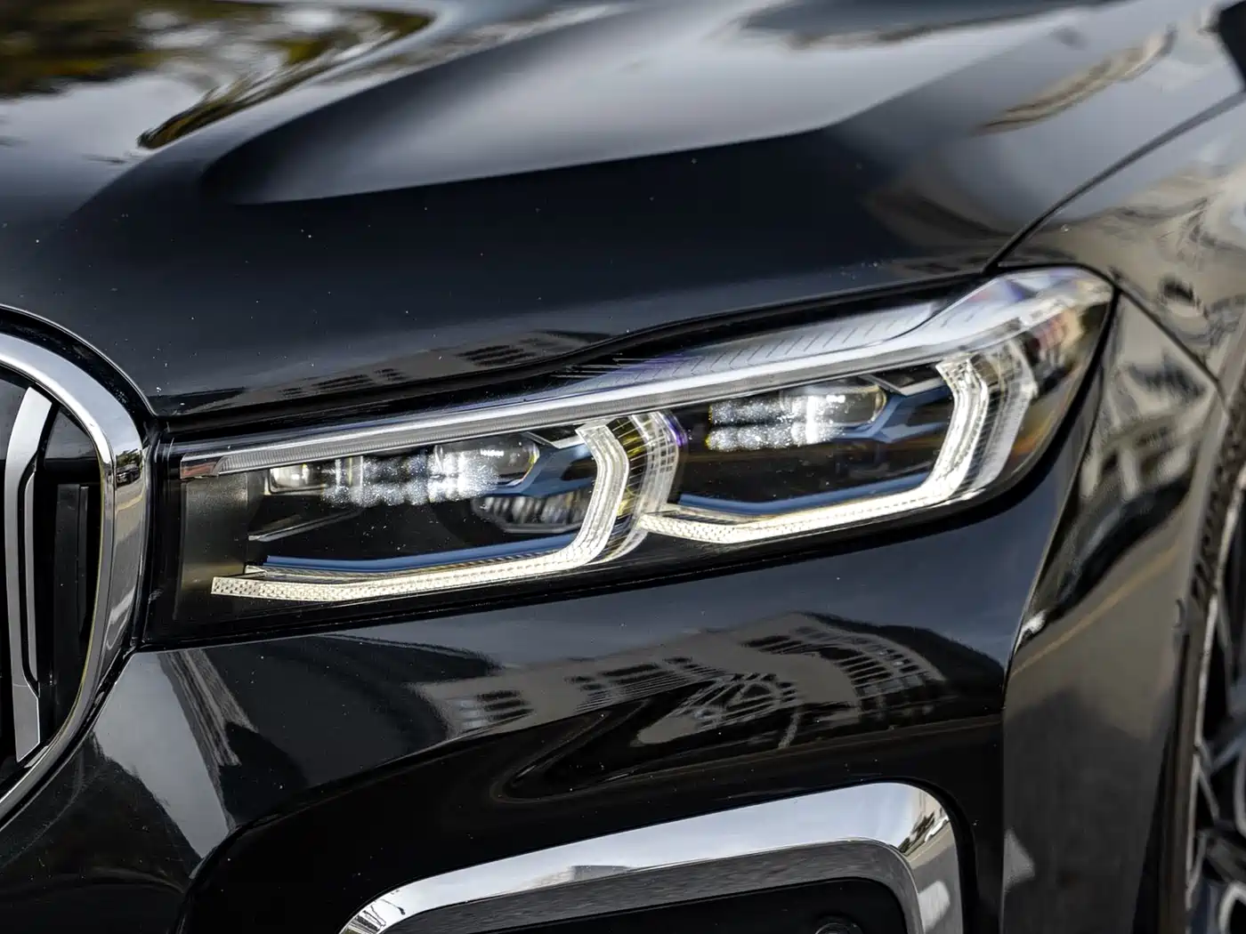 BMW 7 Series 2019 740Li Exclusive M Sport Package фото 3