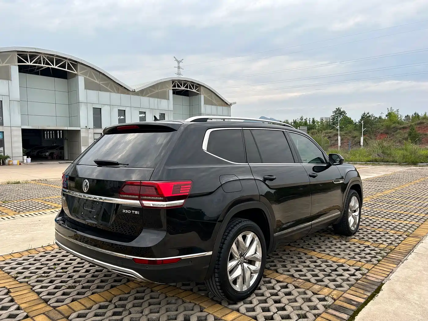 Volkswagen Teramont 2017 330TSI 2WD Flagship Edition фото 5
