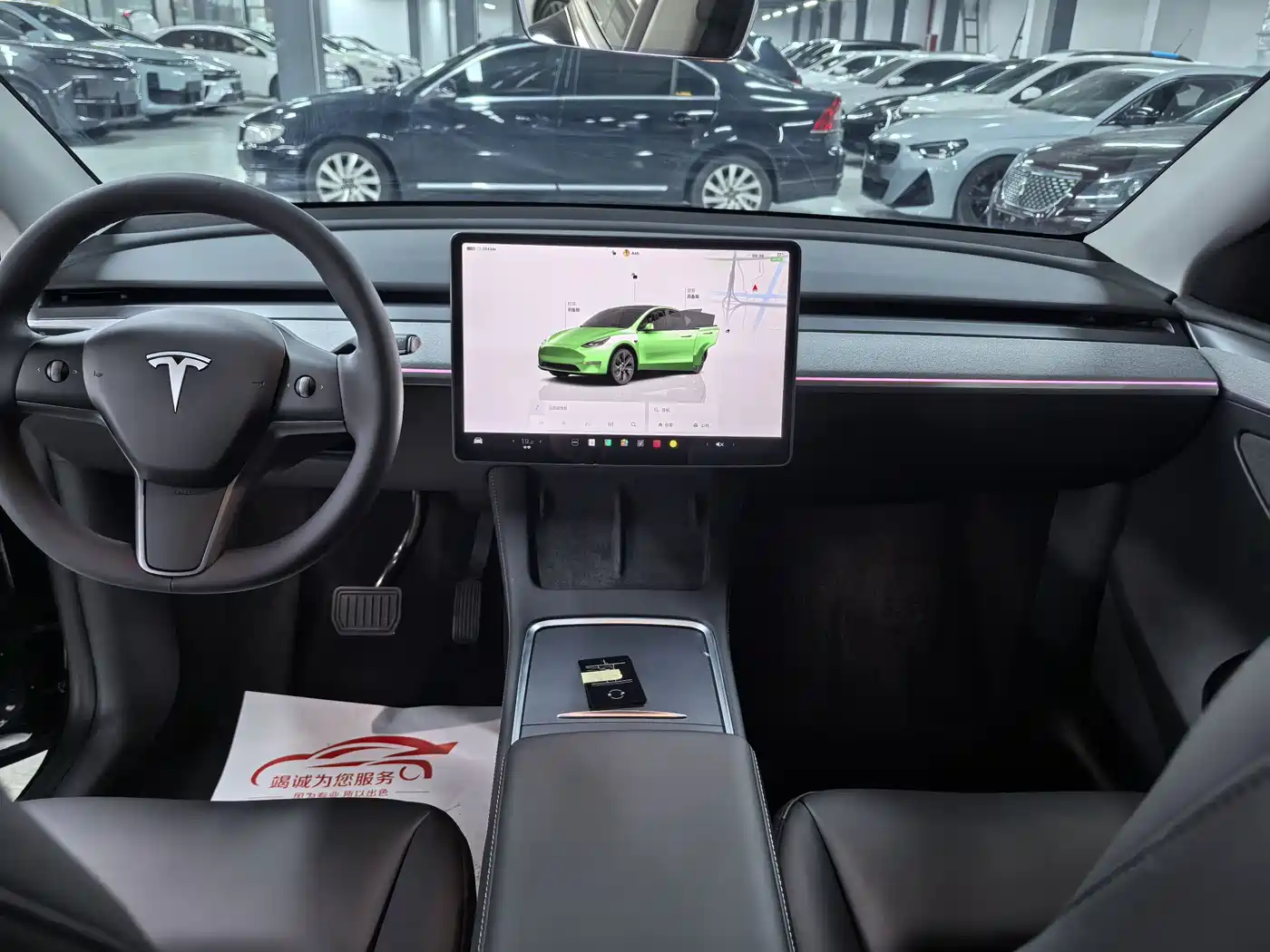 TESLA MODEL Y