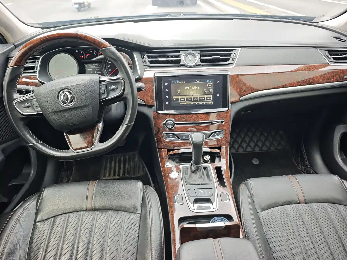 Dongfeng Aeolus Dongfeng A9 2019 2016 1.8T Luxury