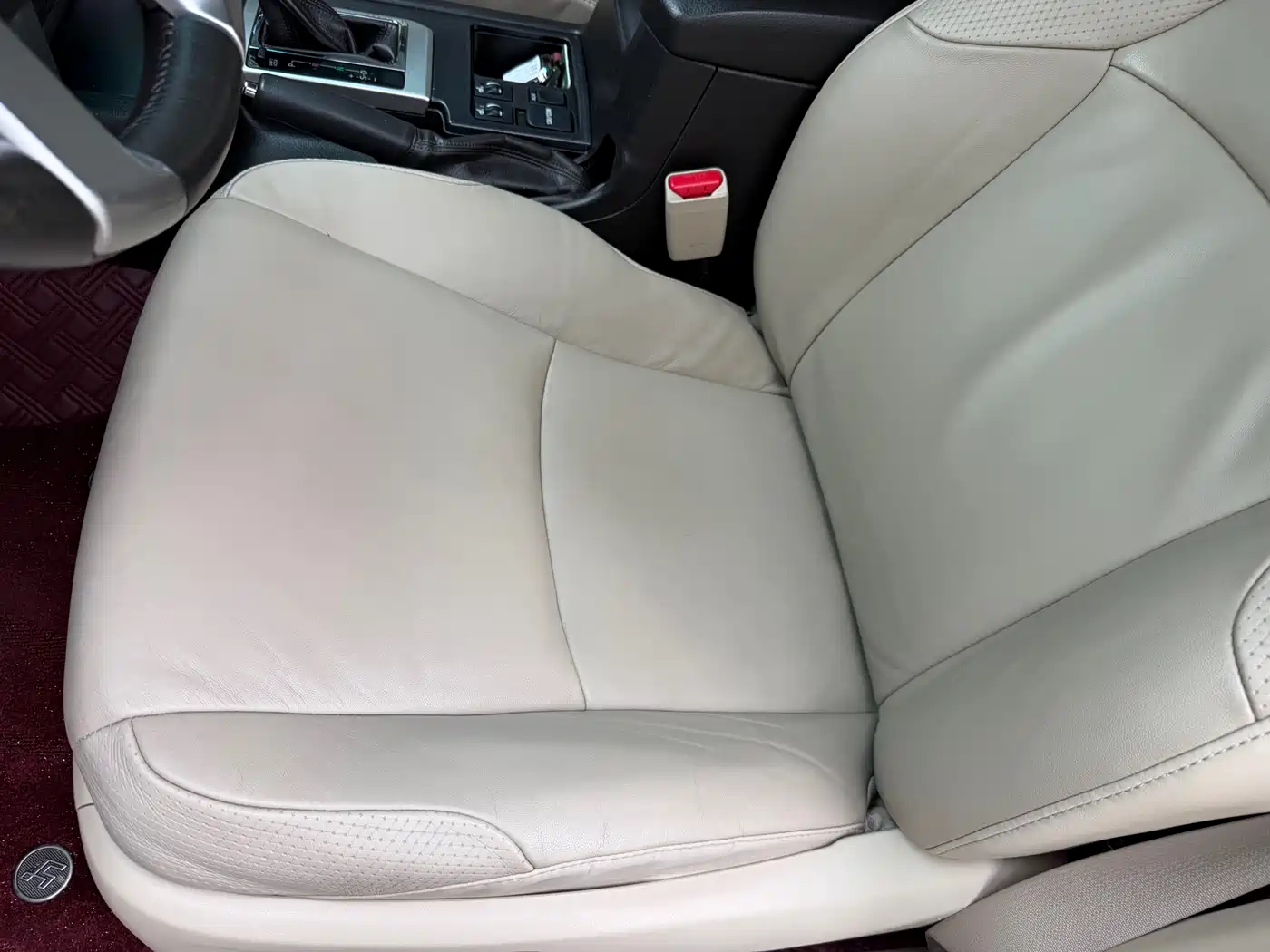 Toyota Prado 2010 4.0L Automatic TX-L фото 19