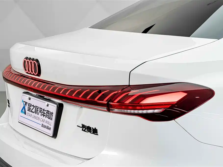 AUDI A5L