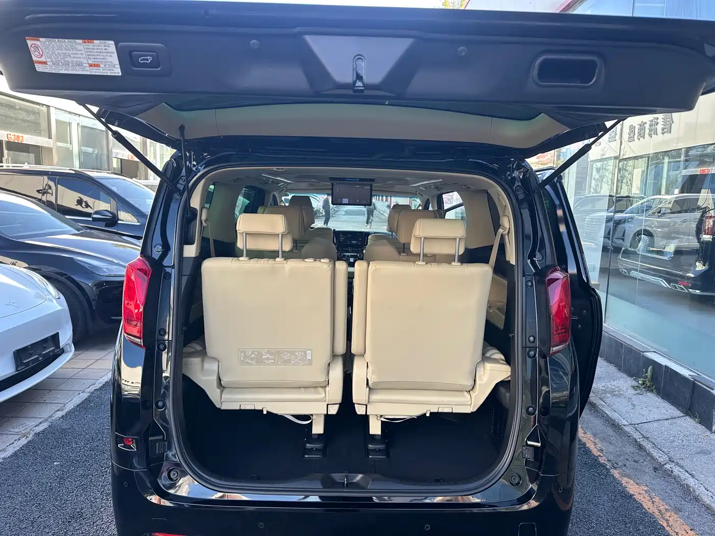 Toyota Alphard 2020 Hybrid 2.5L Premium Edition фото 14