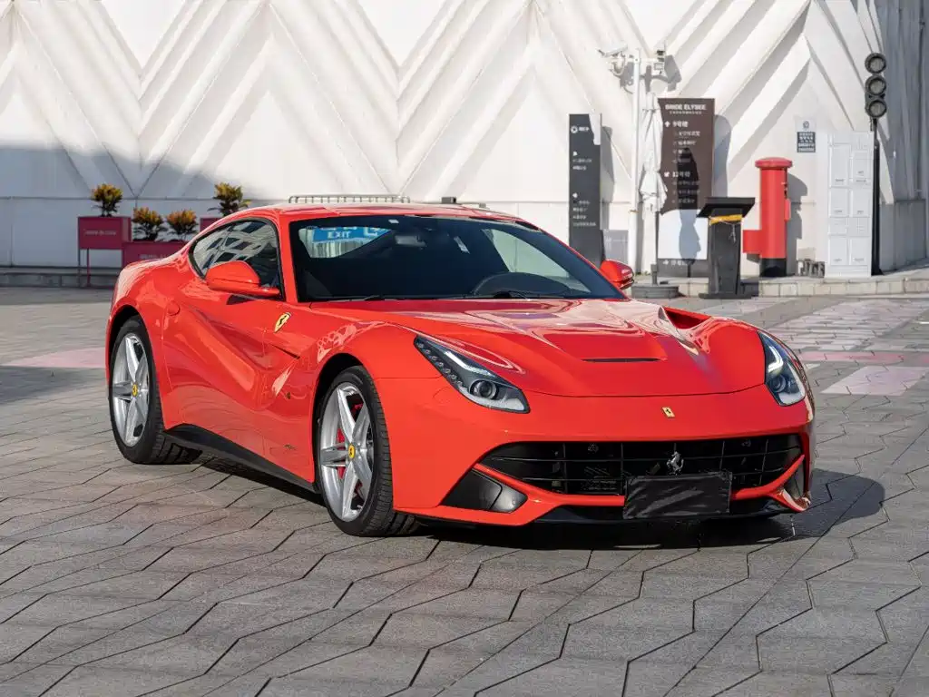 صورة 3 - Ferrari F12berlinetta
