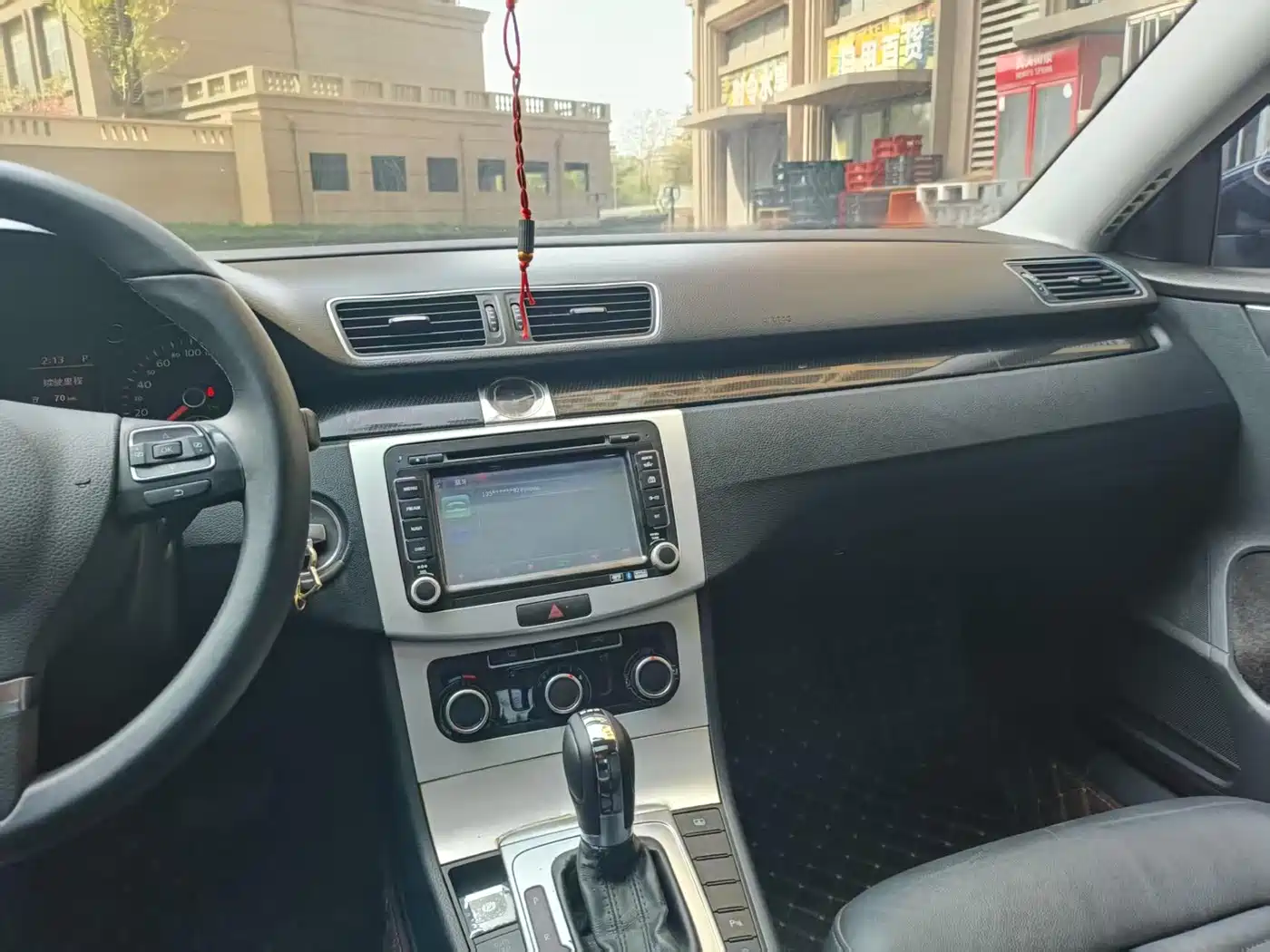 Volkswagen Magotan 2013 1.8TSI Luxury фото 8