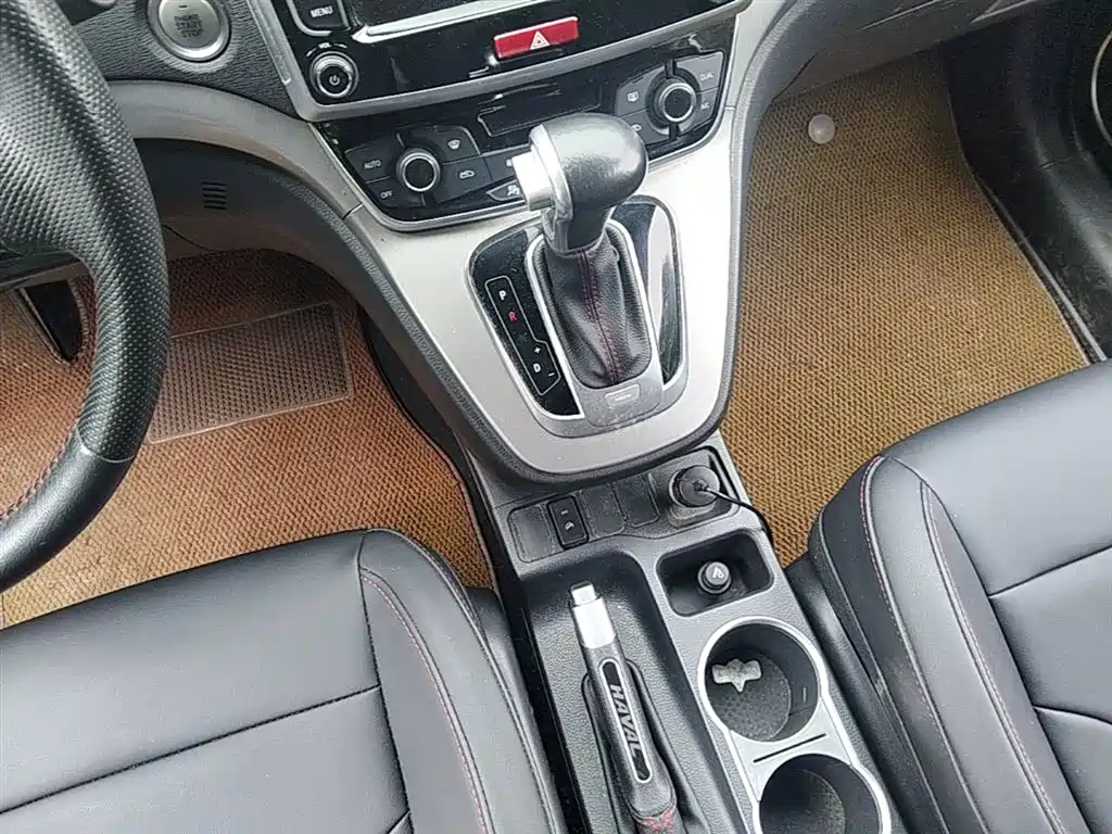 Haval M6 2017 1.5T Automatic 2WD Elite фото 14