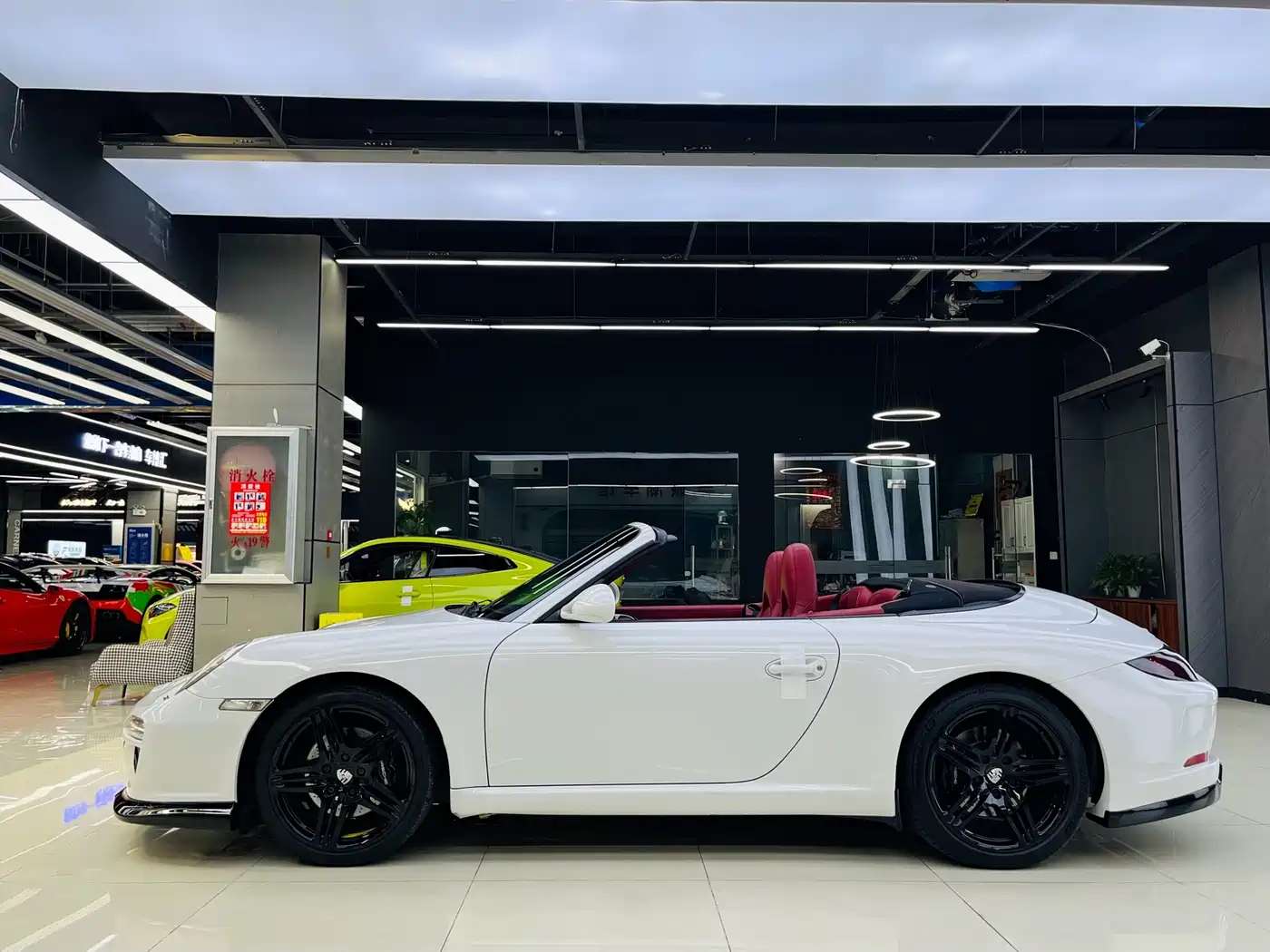 Porsche 911 2011 Edition Style 3.6L Convertible фото 4