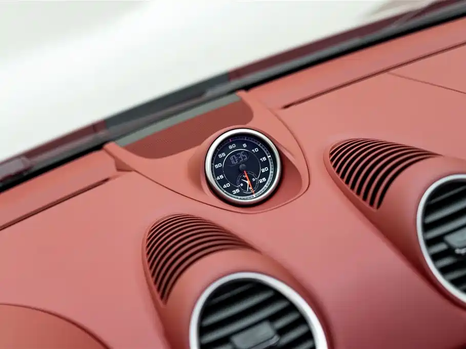 Porsche 718 2022 Spyder 2.0T фото 21