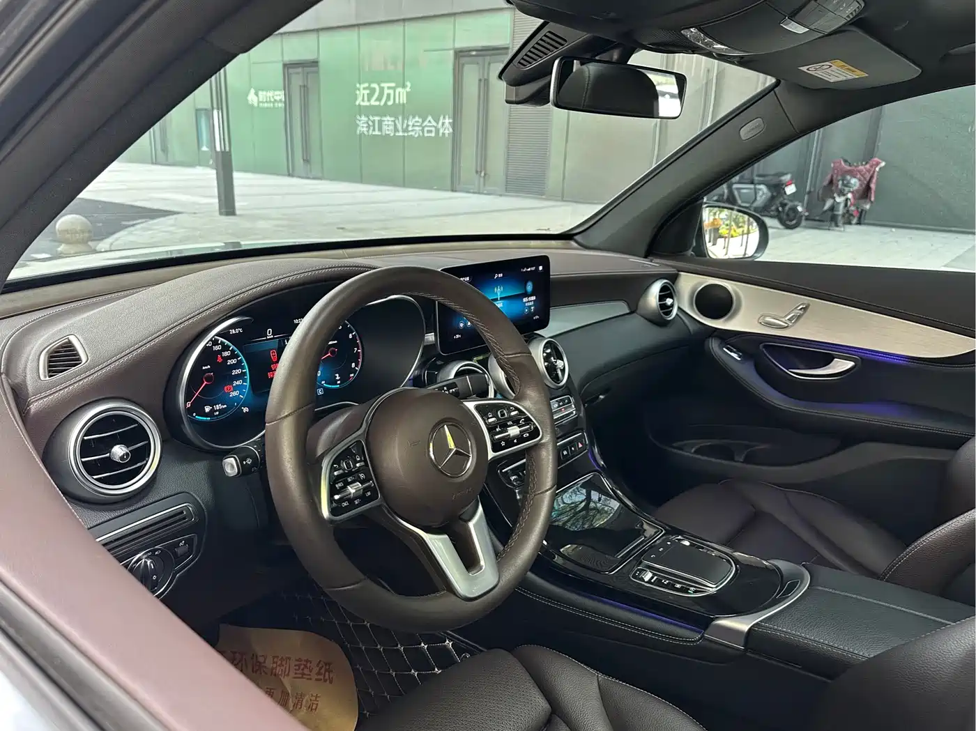 Mercedes-Benz GLC 2020 GLC 260 L 4MATIC Dynamic фото 12