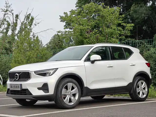 Volvo XC40 2023