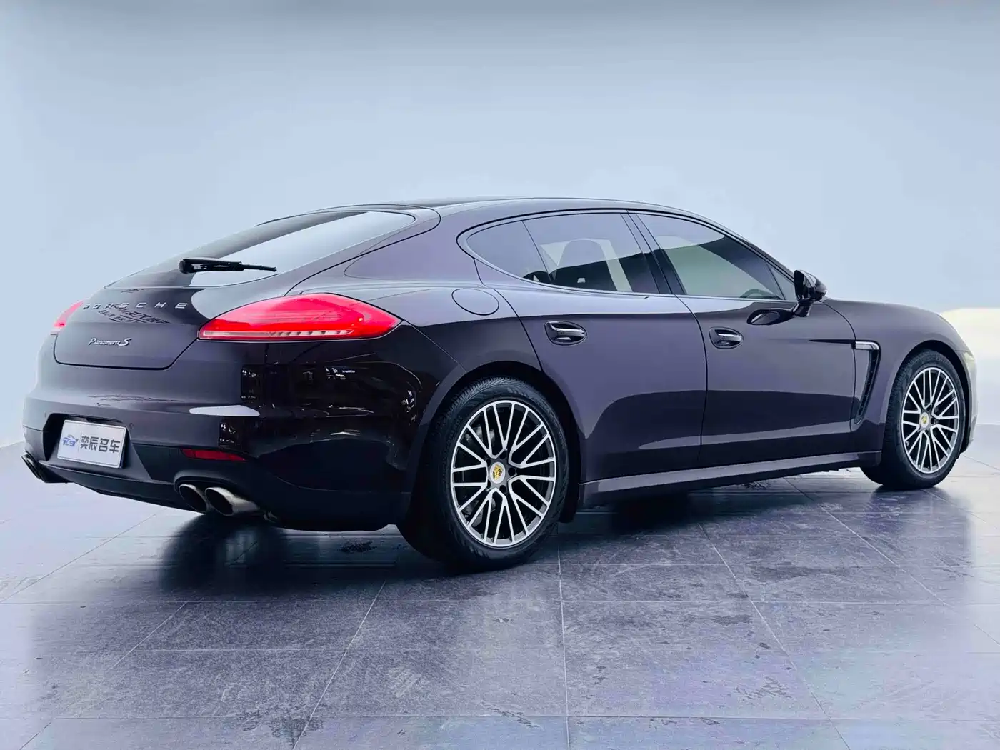 Porsche Panamera 2014 Panamera 3.0T фото 6