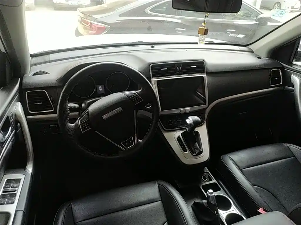 Haval M6 2018 Facelift 1.5T DCT 2WD Elite Edition фото 10