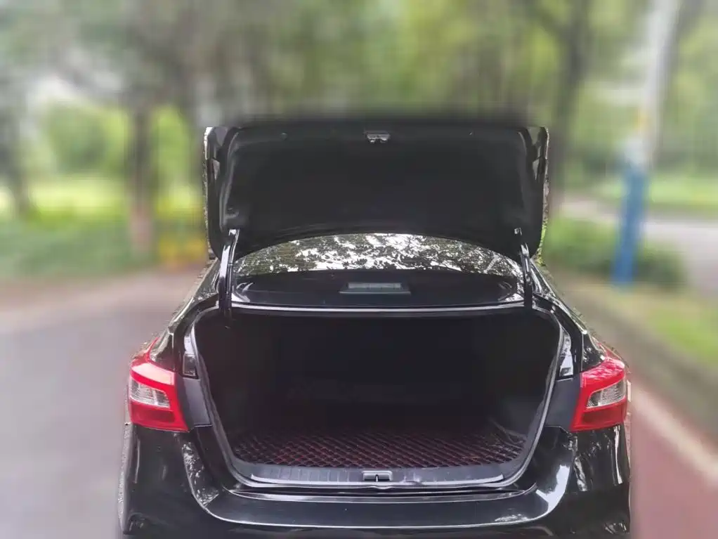 Nissan SYLPHY, миниатюра 5