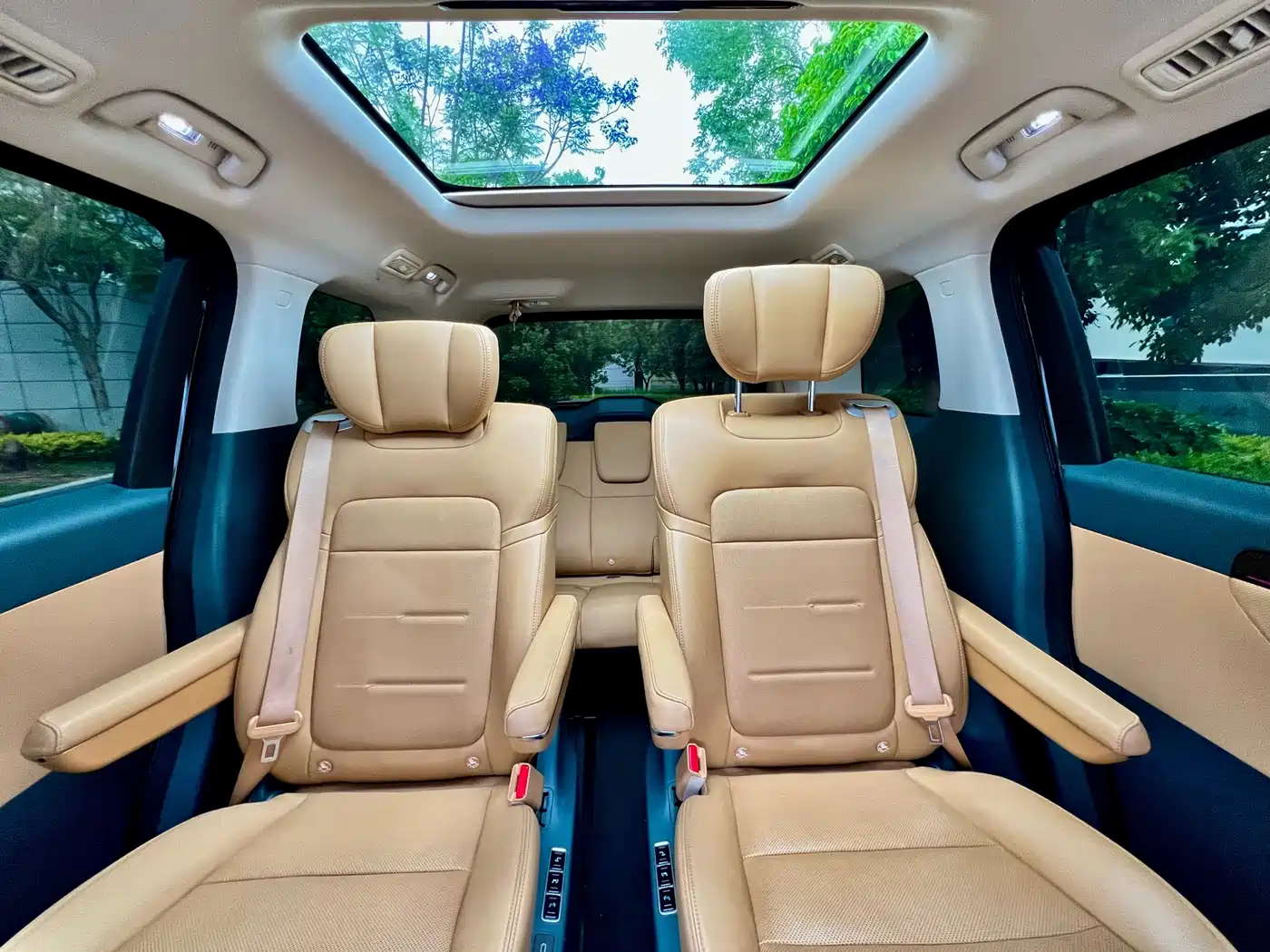GAC Trumpchi Trumpchi E8 2024 Glory Series 2.0L Glory Edition фото 13