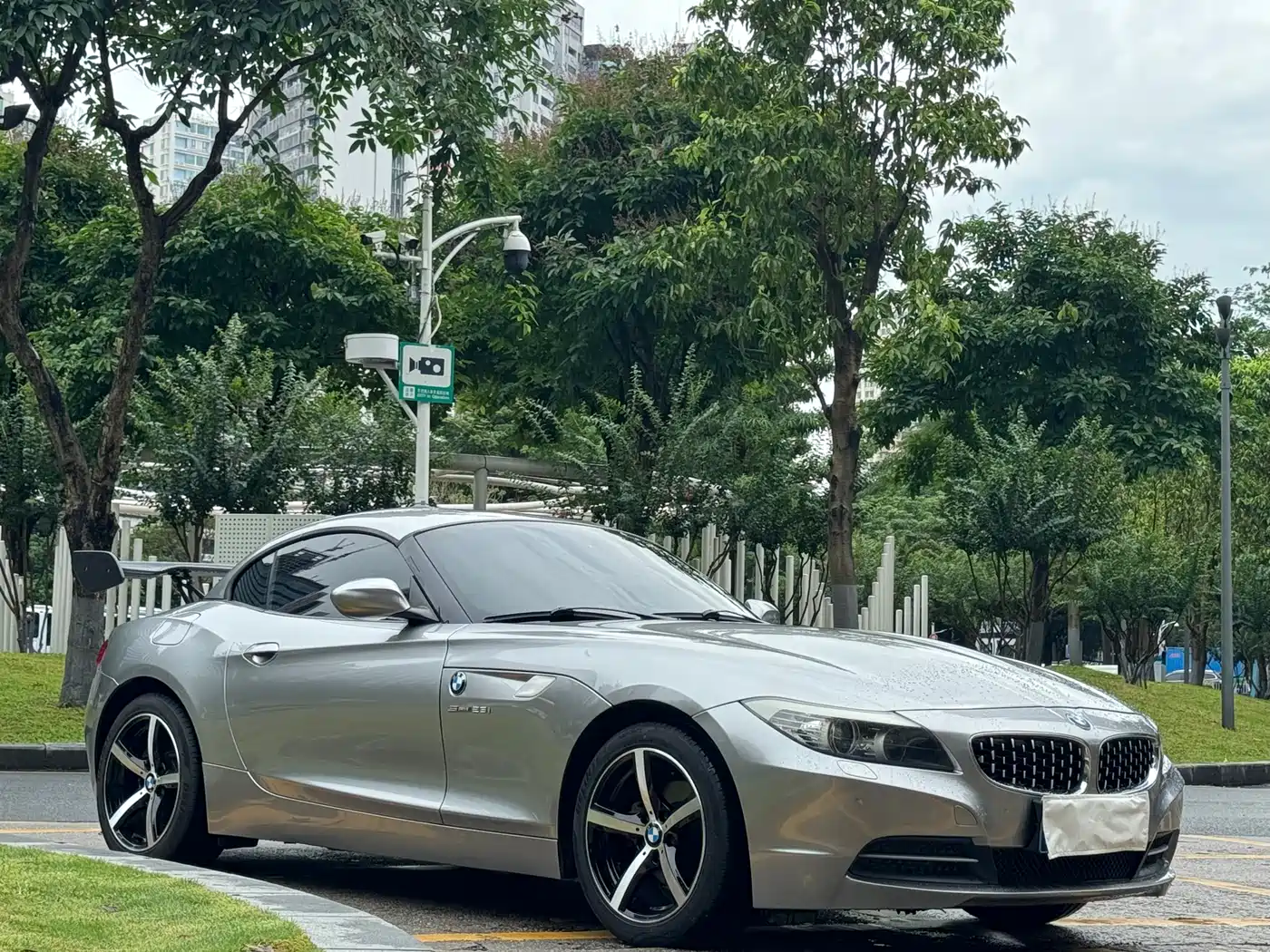 BMW Z4 2011 sDrive23i Flame Limited Edition фото 3