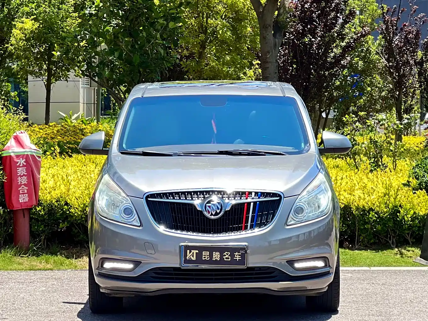 Buick GL8 2017 25S Luxury China V фото 2