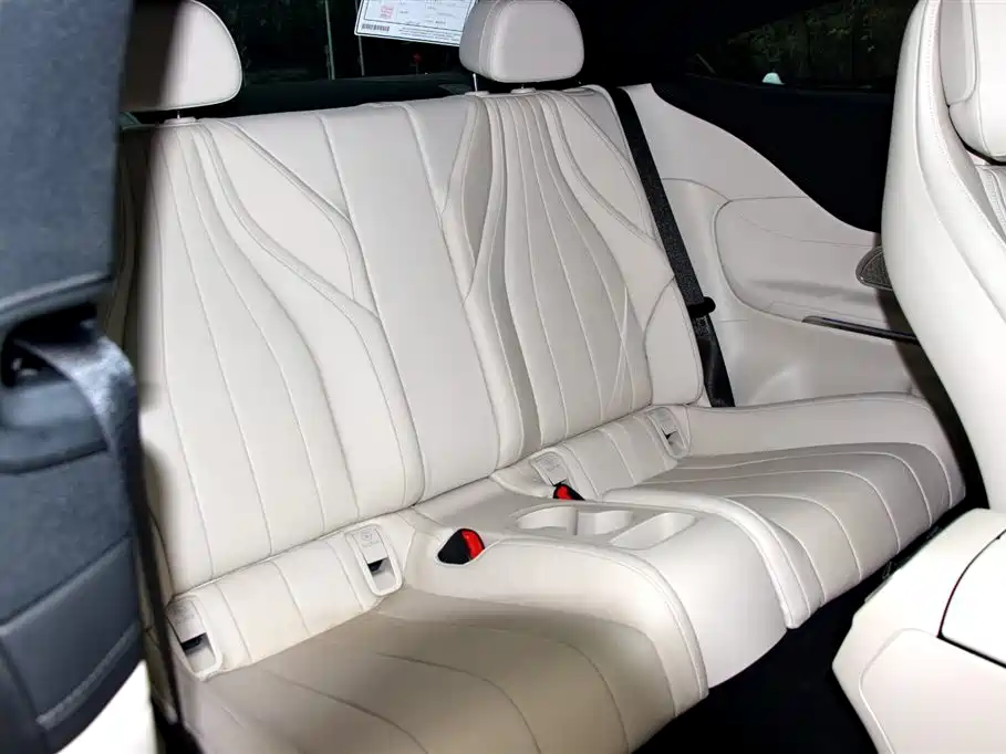 Mercedes-Benz Mercedes-AMG CLE 2024 AMG CLE 53 4MATIC+ Coupe фото 10
