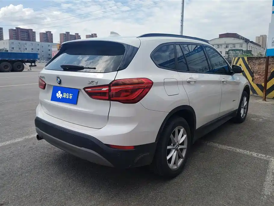 BMW X1 2018 sDrive18Li Fashion Model фото 3
