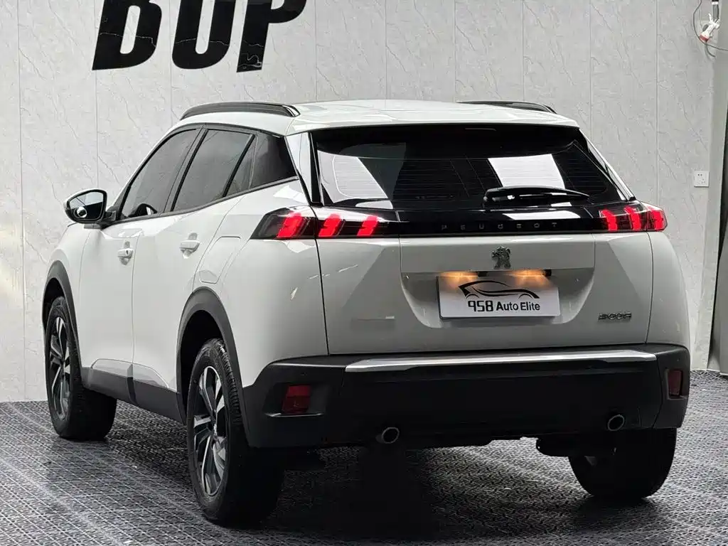 Peugeot 2008 2023 2022 230THP THE ONE