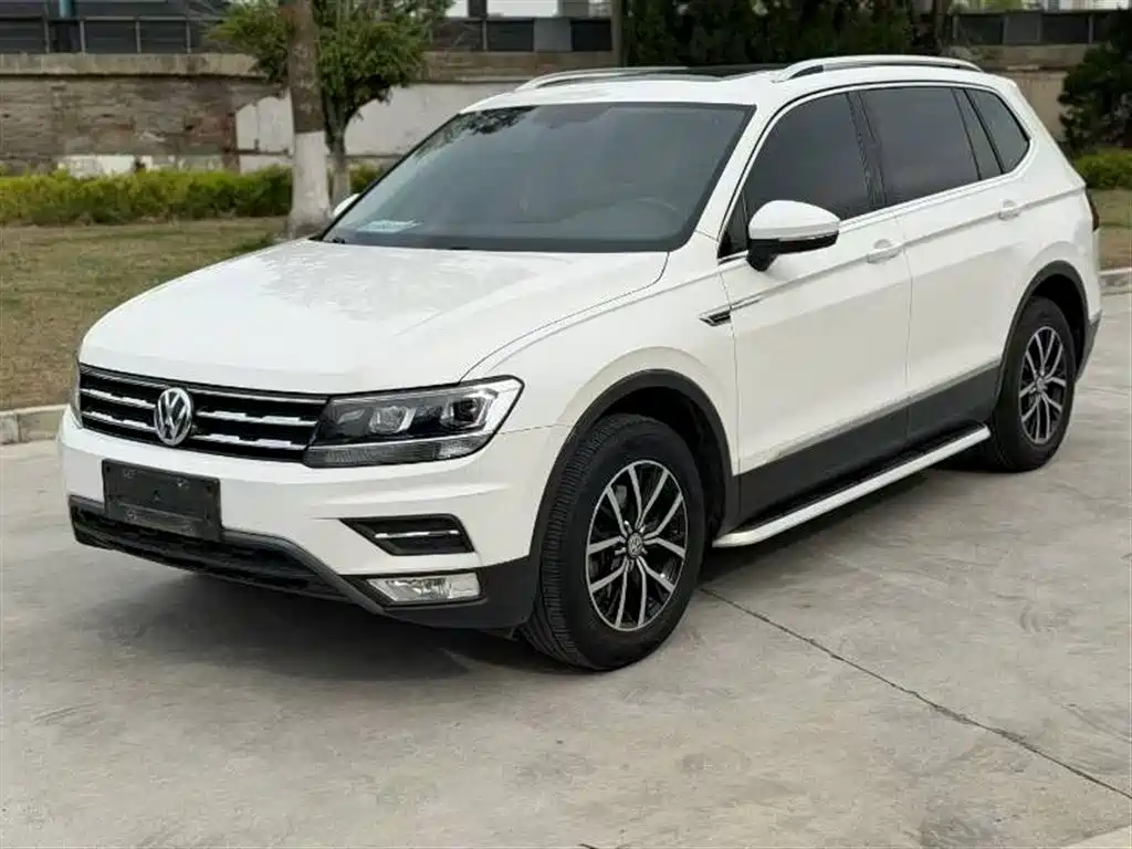Volkswagen Tiguan L 2018 330TSI Automatic 2WD Luxury Edition фото 2