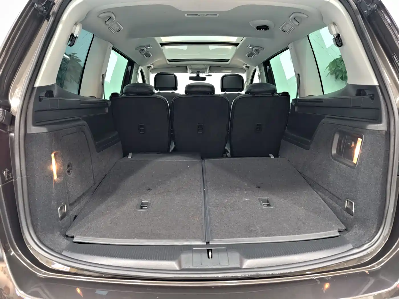 صورة 42 - Volkswagen Sharan