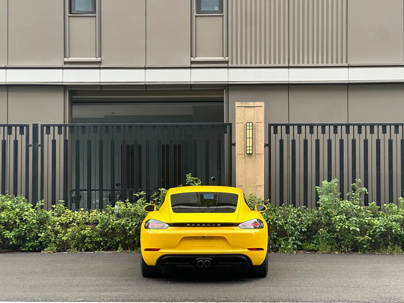 Porsche 718 2018 Cayman 2.0T фото 5