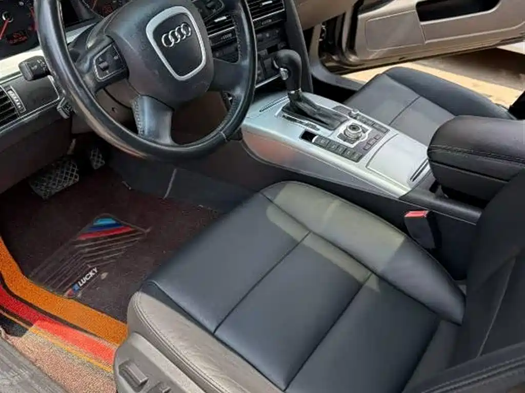 Audi A6L 2011 2.0 TFSI Automatic Comfort фото 4