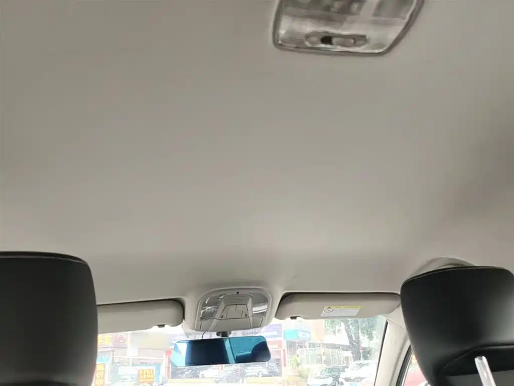 BYD Qin 2019 1.5L Automatic Luxury Edition фото 18