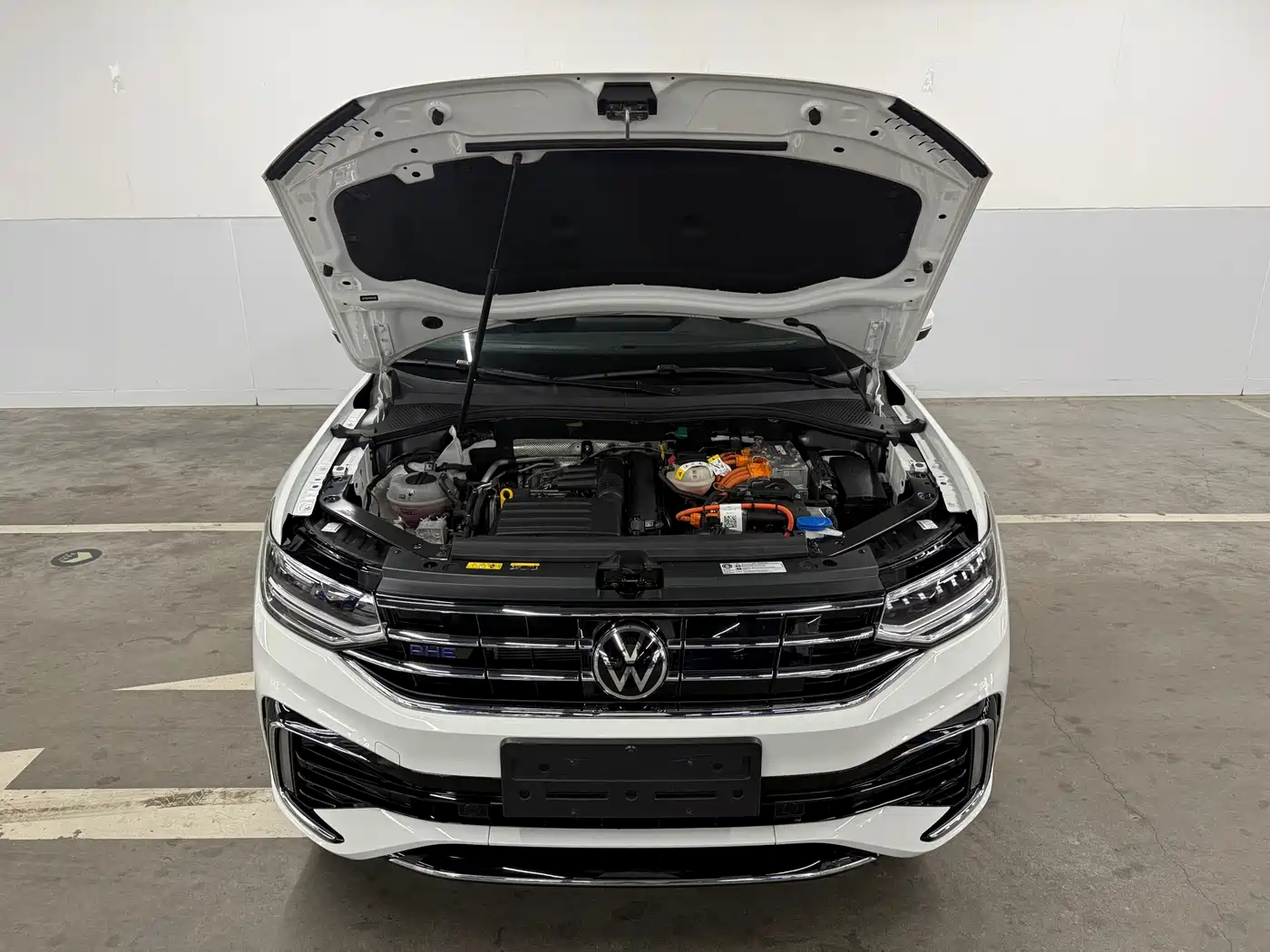 VOLKSWAGEN TIGUAN L NEW ENERGY