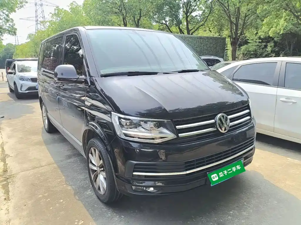Volkswagen Multivan 2019 2018 2.0TSI 2WD Luxury Edition 7-Seater
