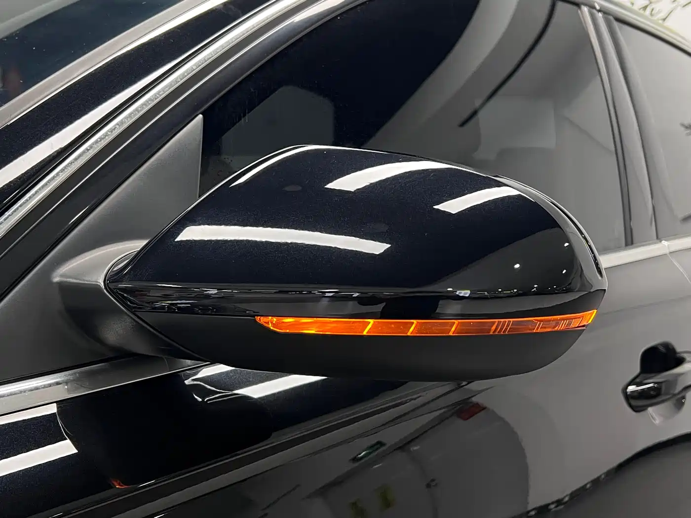 Audi A6L 2018 30th Anniversary 35 TFSI Fashion фото 8