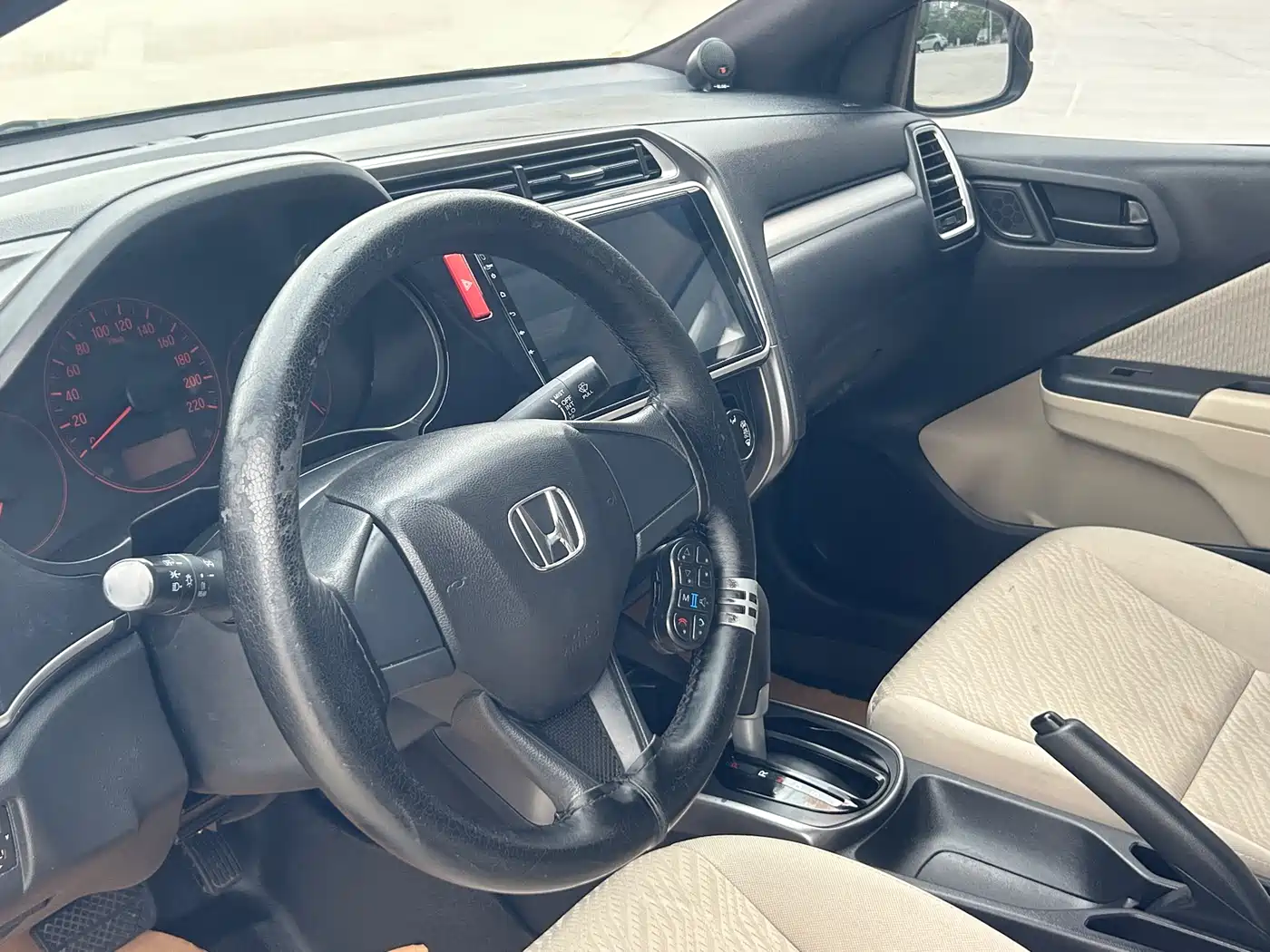 Honda Greiz 2016 2016 1.5L CVT Classic Edition