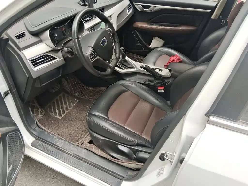 Фото 8 - Geely Vision