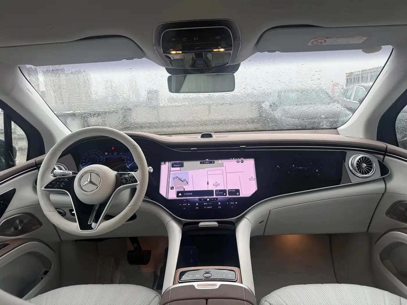 MERCEDES-BENZ EQS SUV