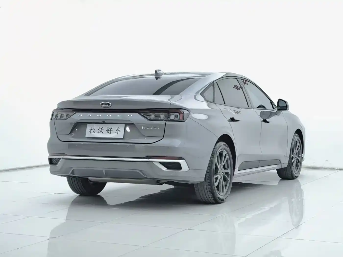 Ford Mondeo 2025 2025 2.0T EcoBoost Luxury