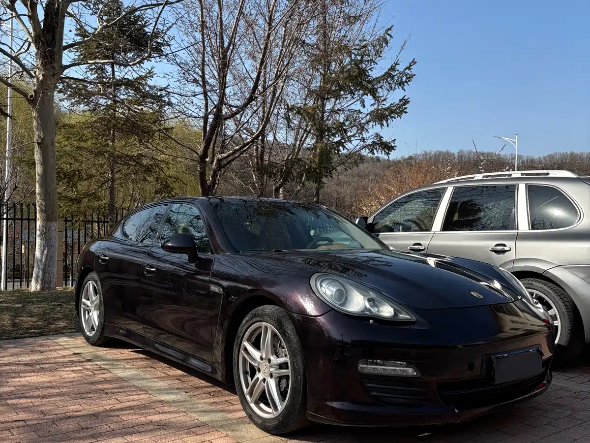 Porsche Panamera 2010 Panamera 3.6L фото 2